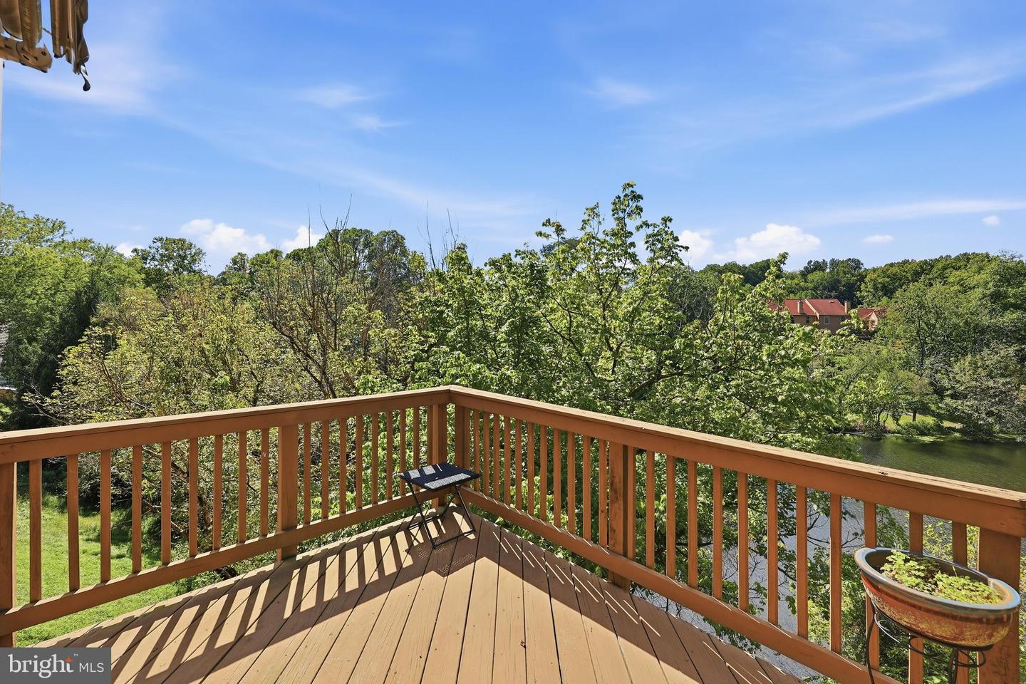 6582 Hemlock Point Rd Property Photo 22