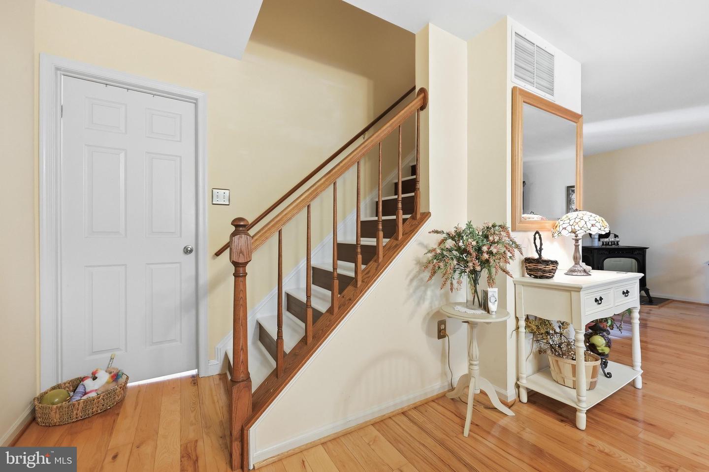 6582 Hemlock Point Rd Property Photo 25
