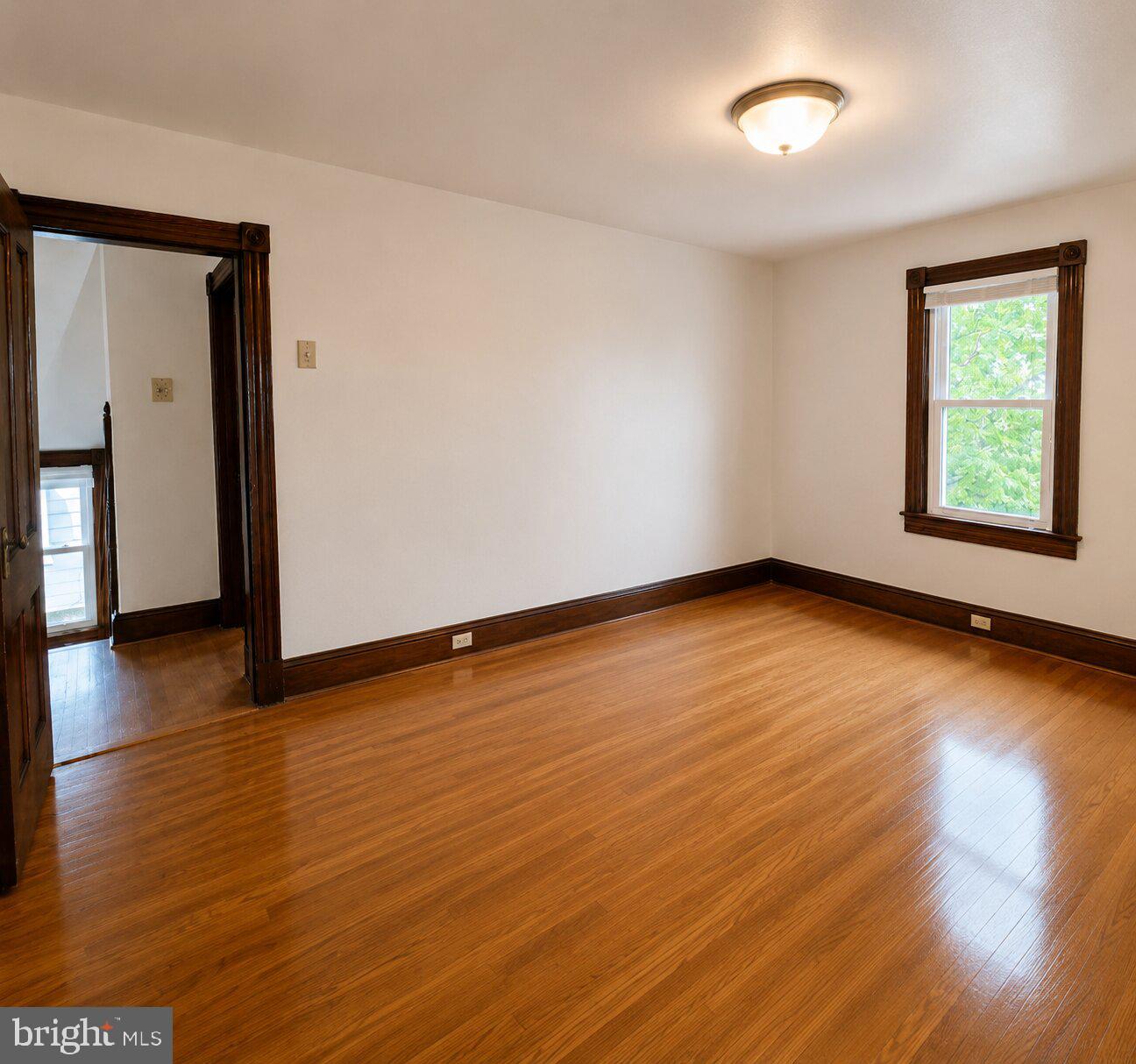 8 N Virginia Ave Property Photo 13