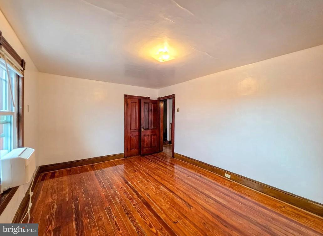 8 N Virginia Ave Property Photo 14