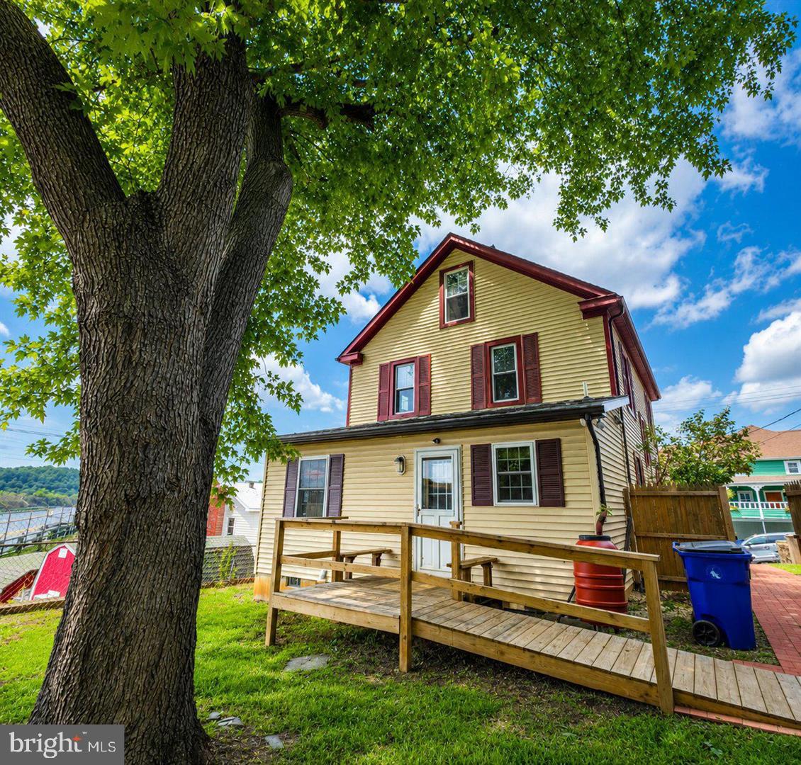 8 N Virginia Ave Property Photo 24