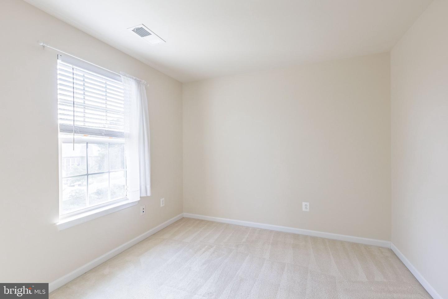 122 Sunlight Ct Property Photo 21