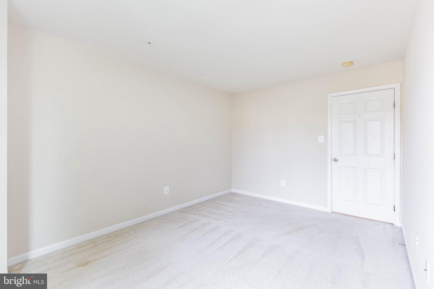 122 Sunlight Ct Property Photo 23