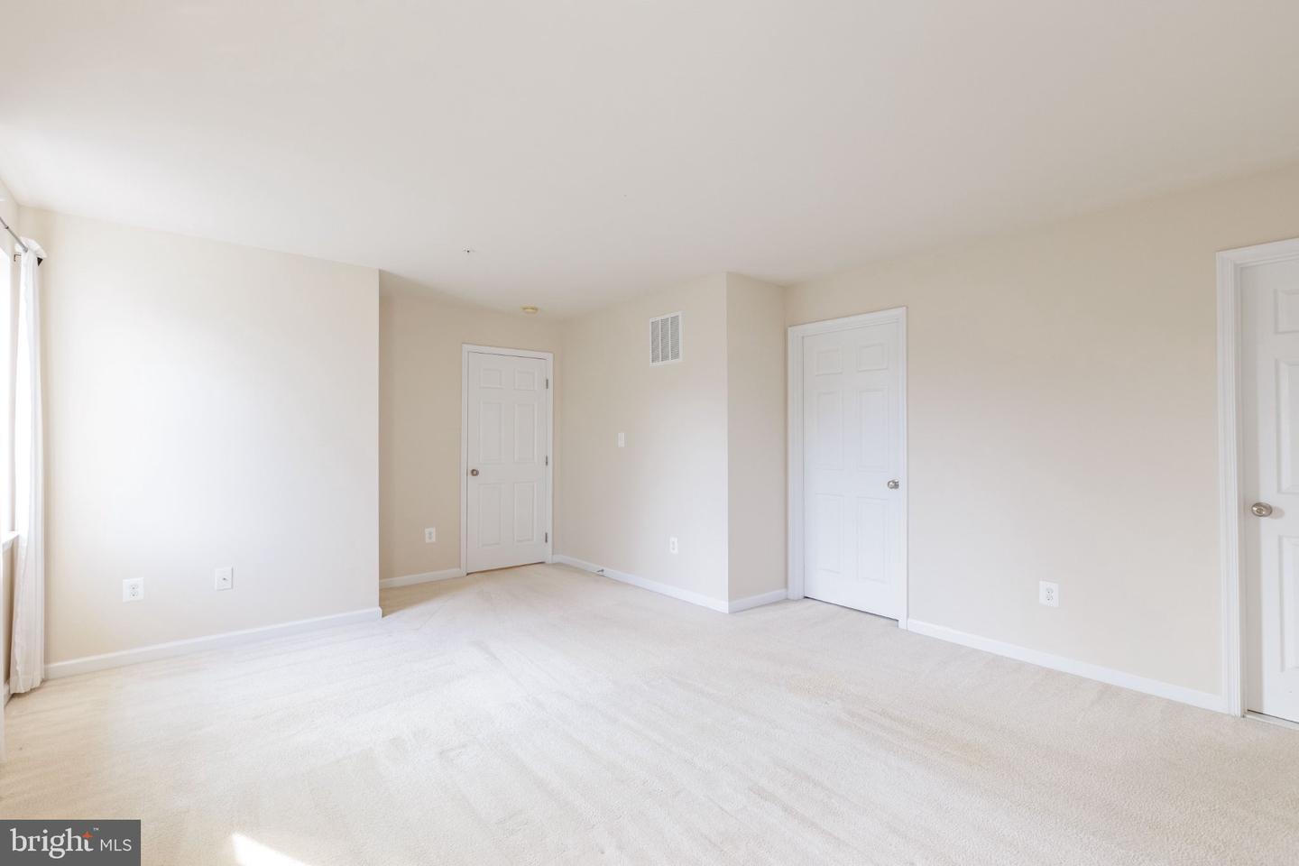 122 Sunlight Ct Property Photo 27