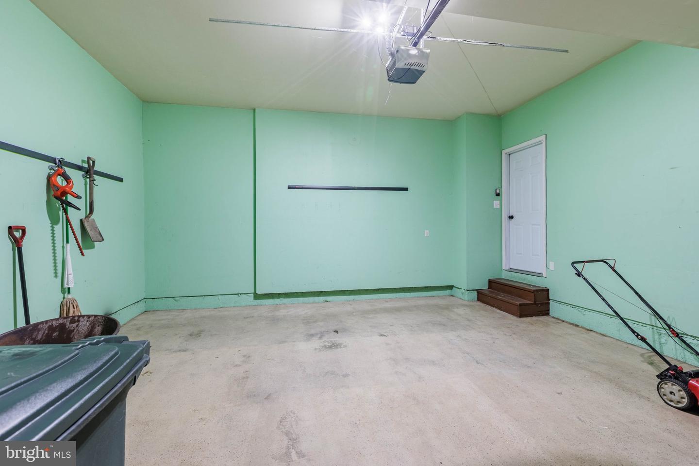 122 Sunlight Ct Property Photo 38