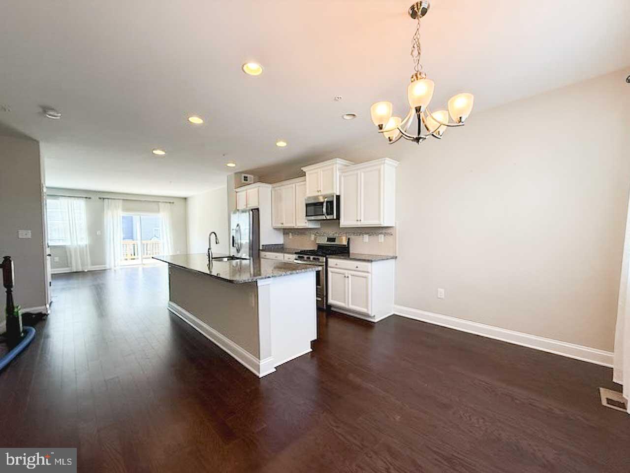 6507 Britannic Pl Property Photo 13