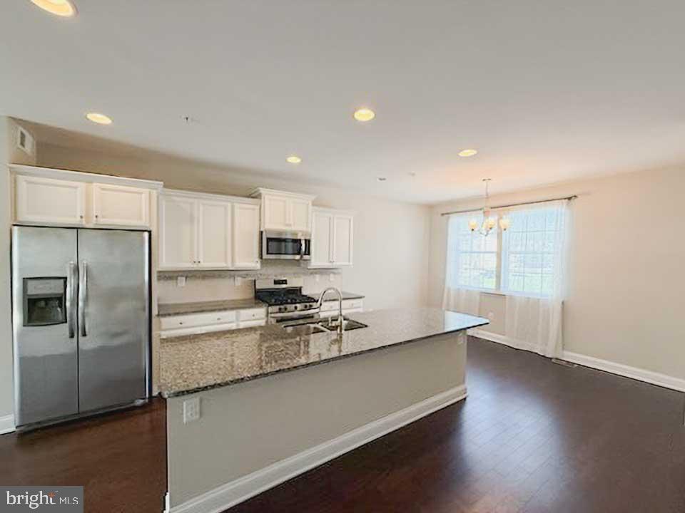 6507 Britannic Pl Property Photo 15