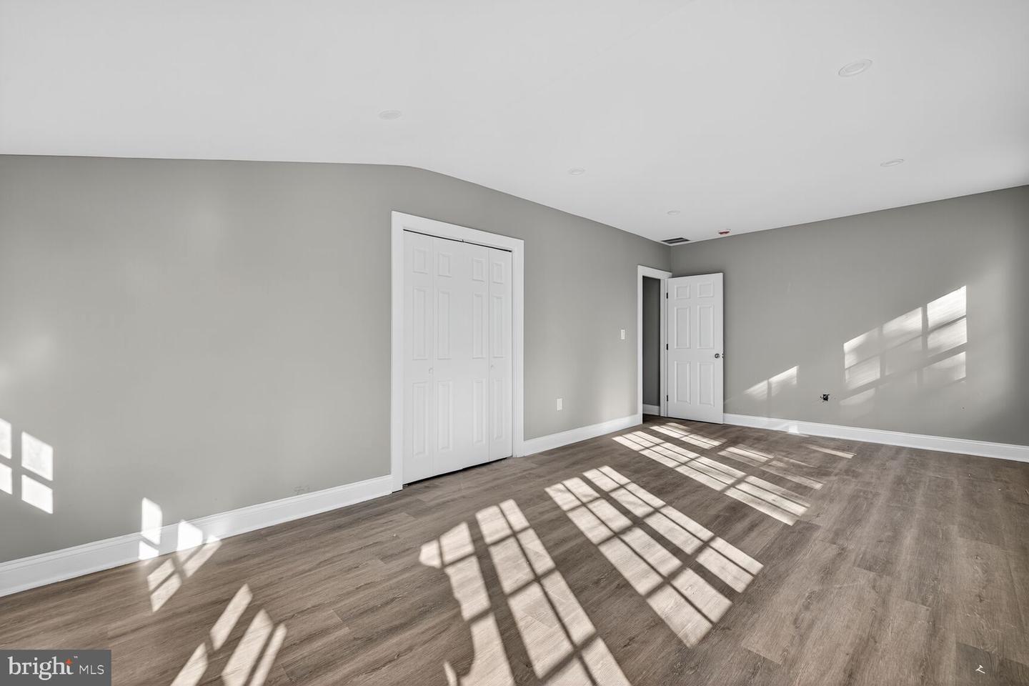 401 Linden Ave Property Photo 19