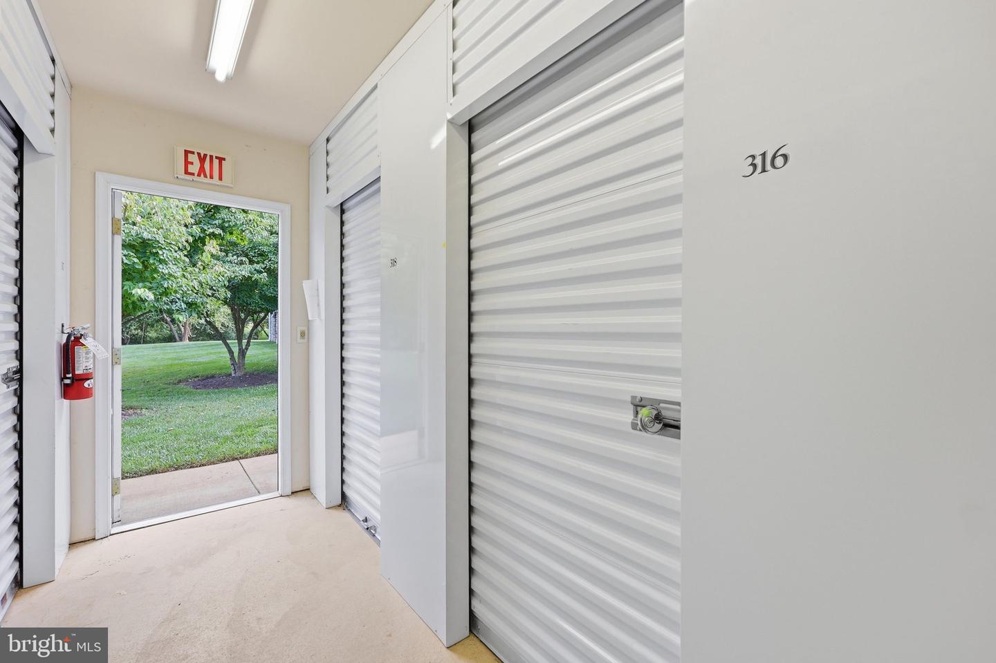2500 Waterside Dr #316 Property Photo 44