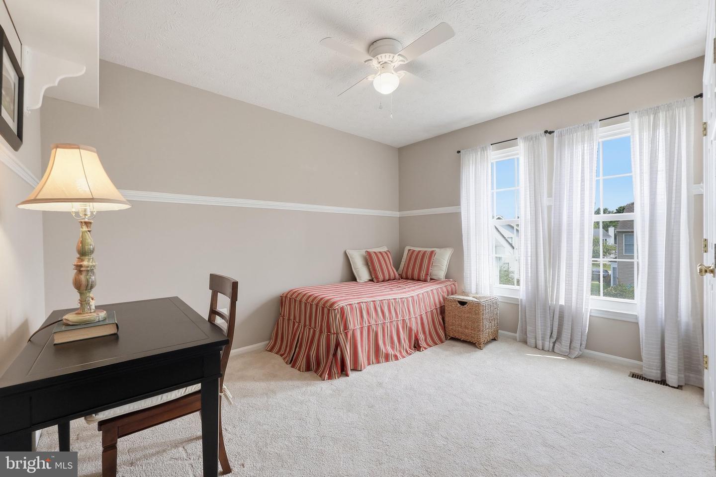 6913 Sovereign Pl Property Photo 41