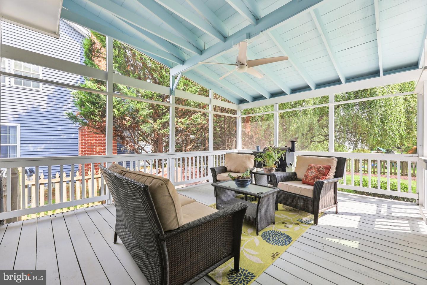 6913 Sovereign Pl Property Photo 47