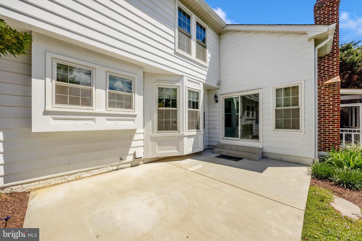 6913 Sovereign Pl Property Photo 49