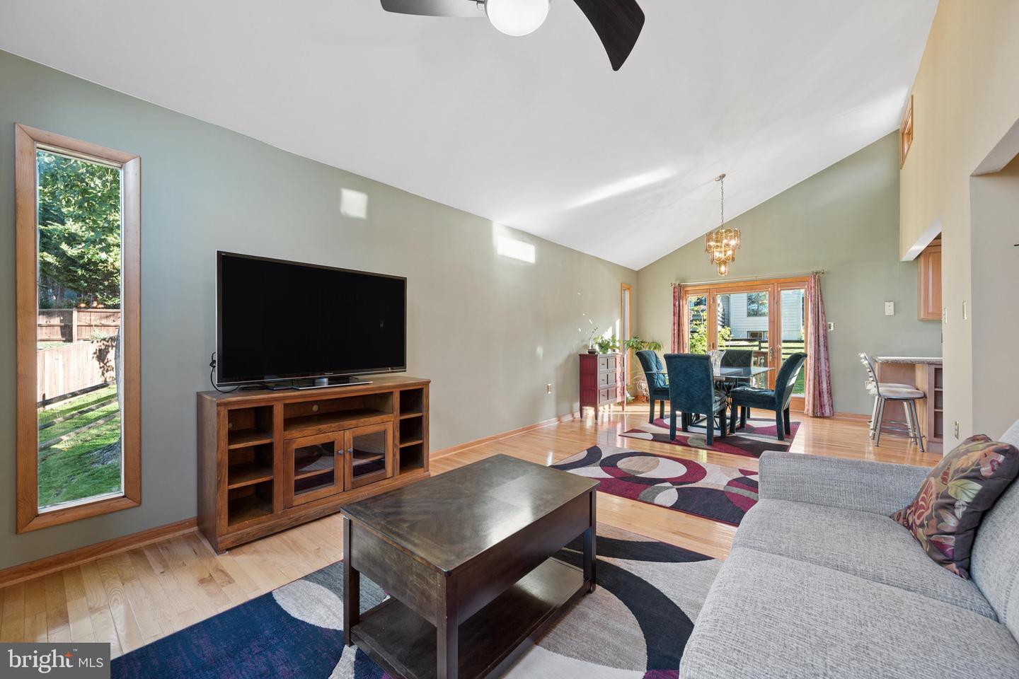 10206 Ladoga Pl Property Photo 10