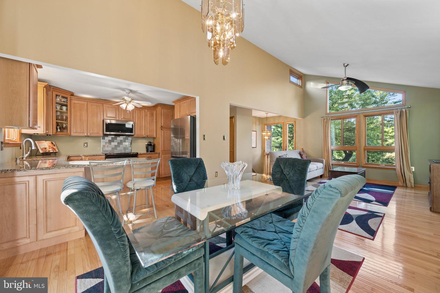 10206 Ladoga Pl Property Photo 15