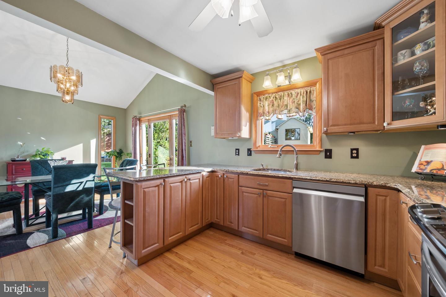 10206 Ladoga Pl Property Photo 22