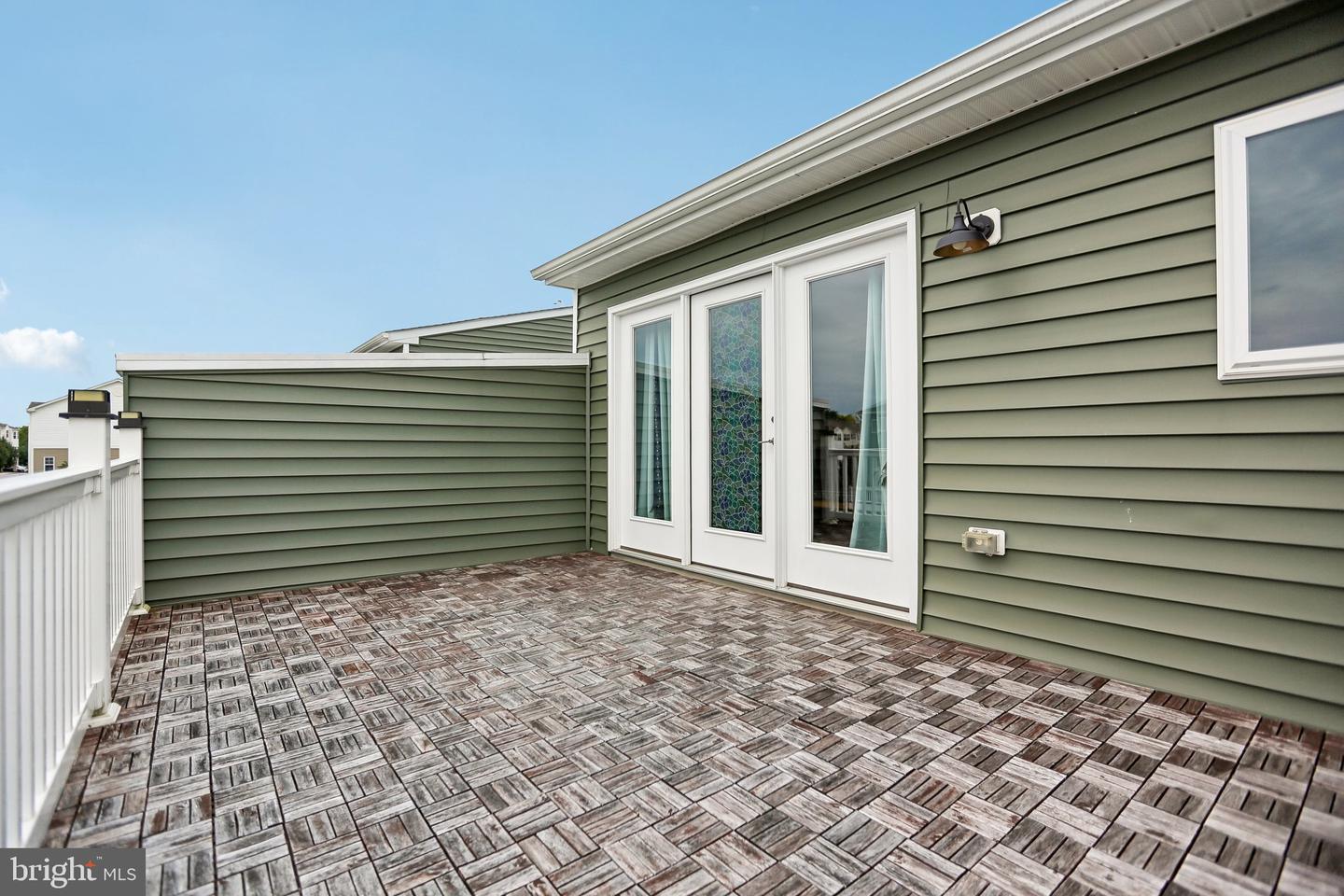 382 Waverley Dr Property Photo 27