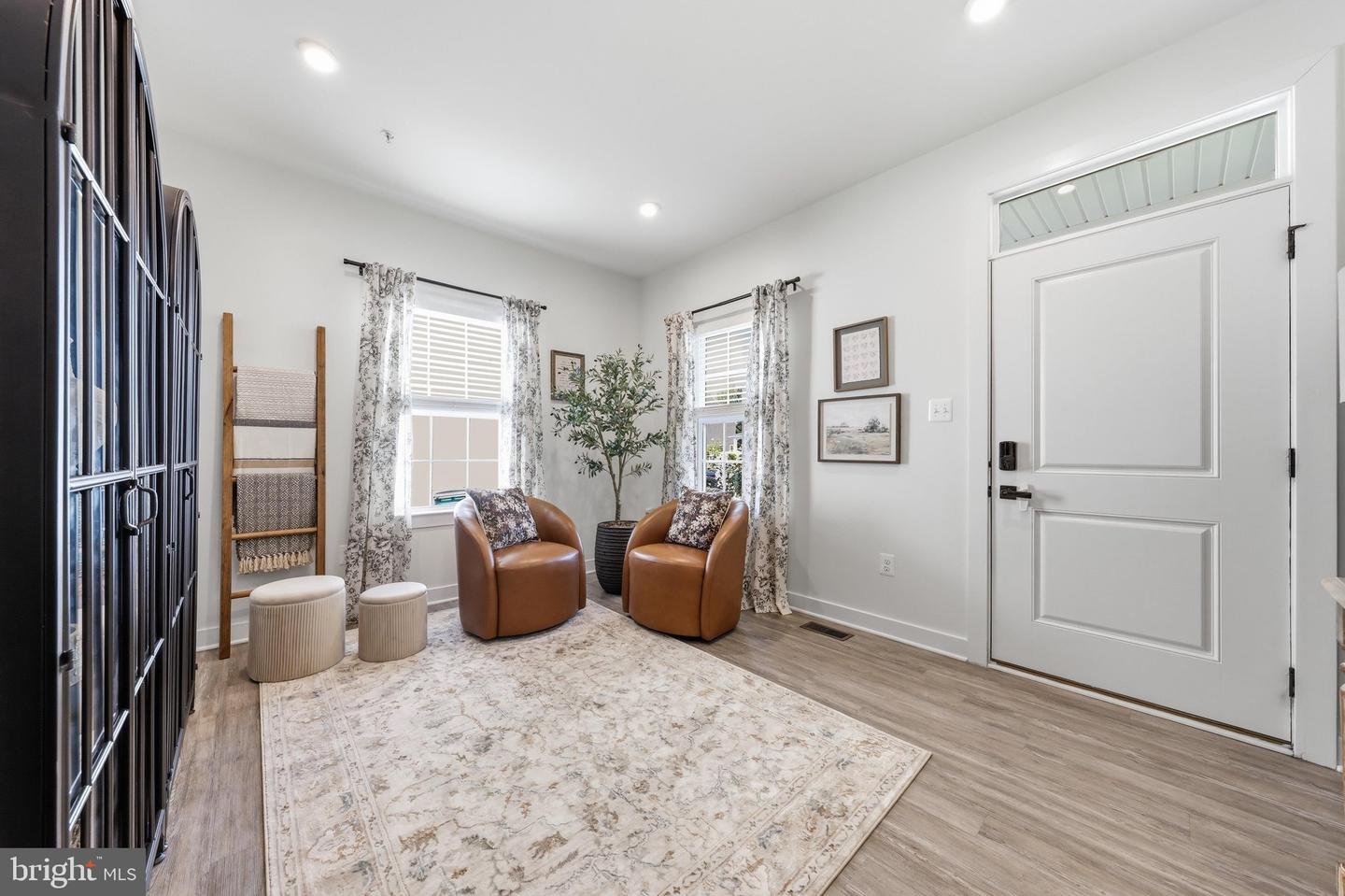 5325 Striped Maple St Property Photo 3