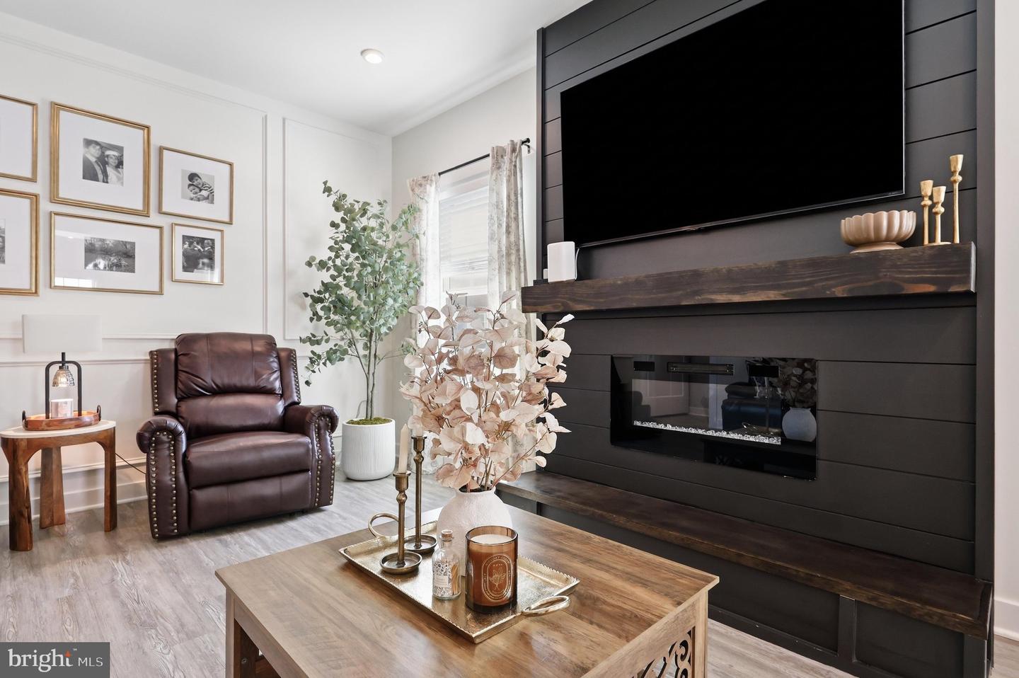 5325 Striped Maple St Property Photo 16