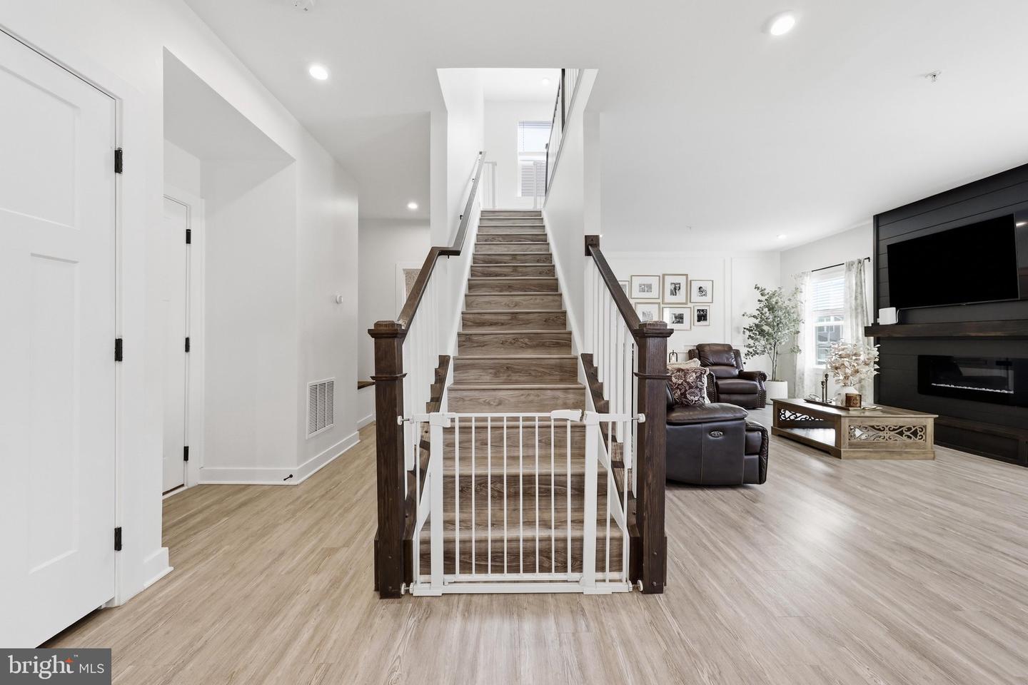 5325 Striped Maple St Property Photo 20