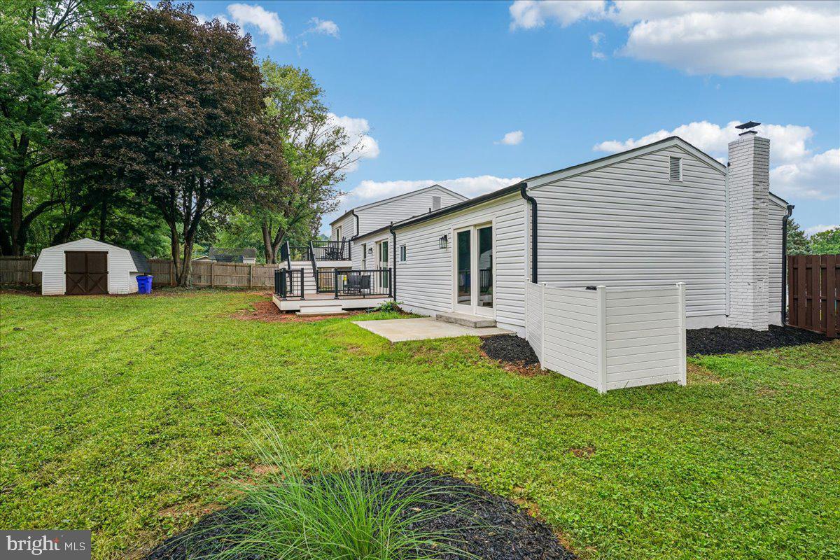 4492 Jade Ct Property Photo 5