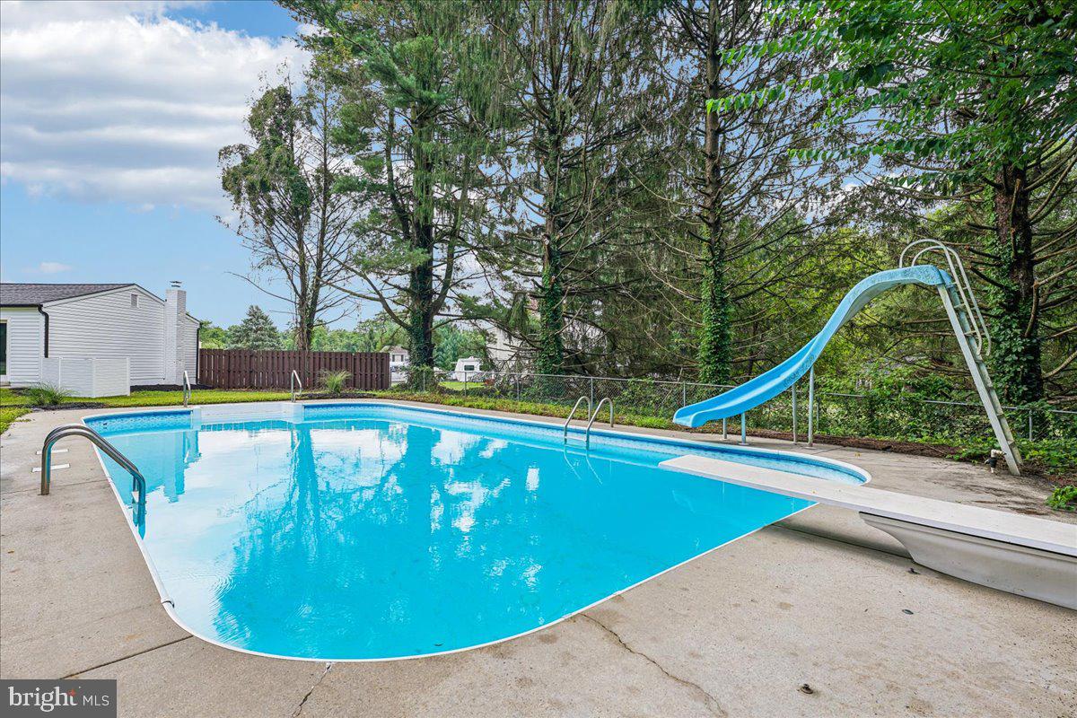 4492 Jade Ct Property Photo 11