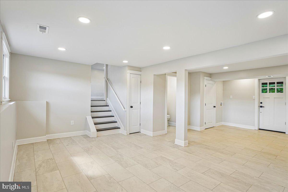 4492 Jade Ct Property Photo 45