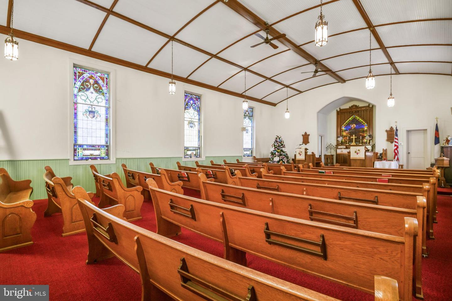 9624 Liberty Rd Property Photo 20