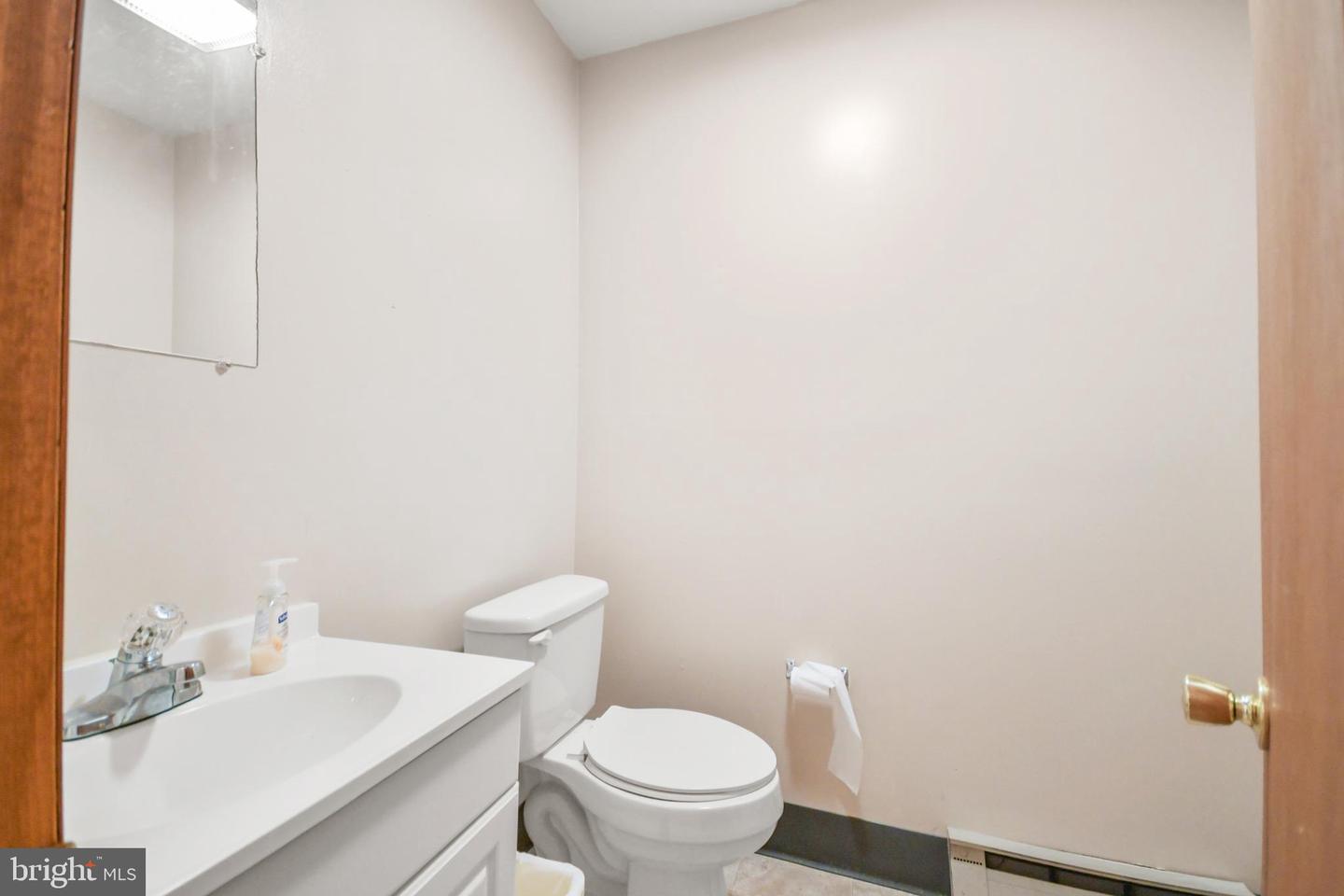 9624 Liberty Rd Property Photo 33