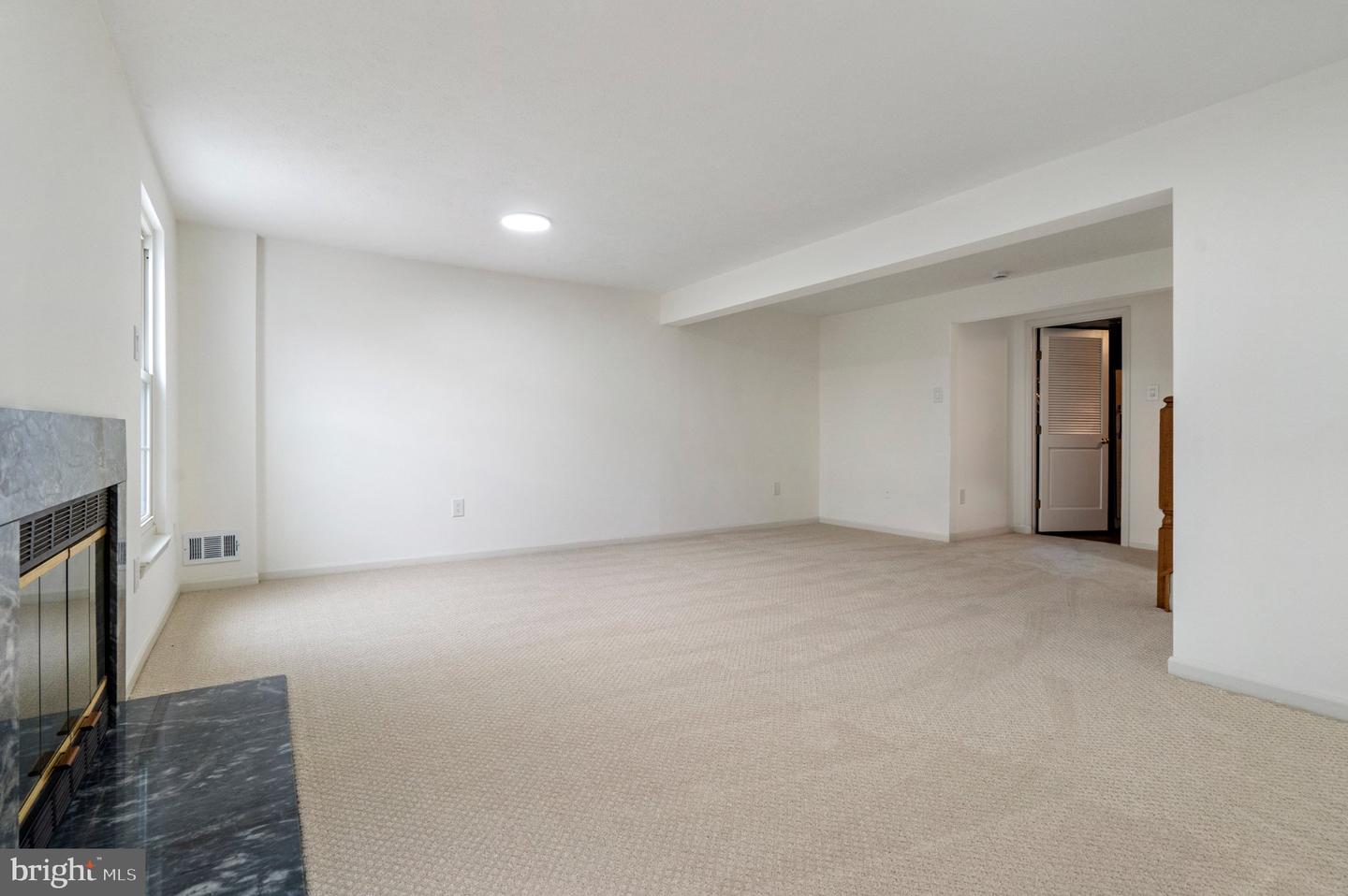 510 Hollyberry Way Property Photo 13