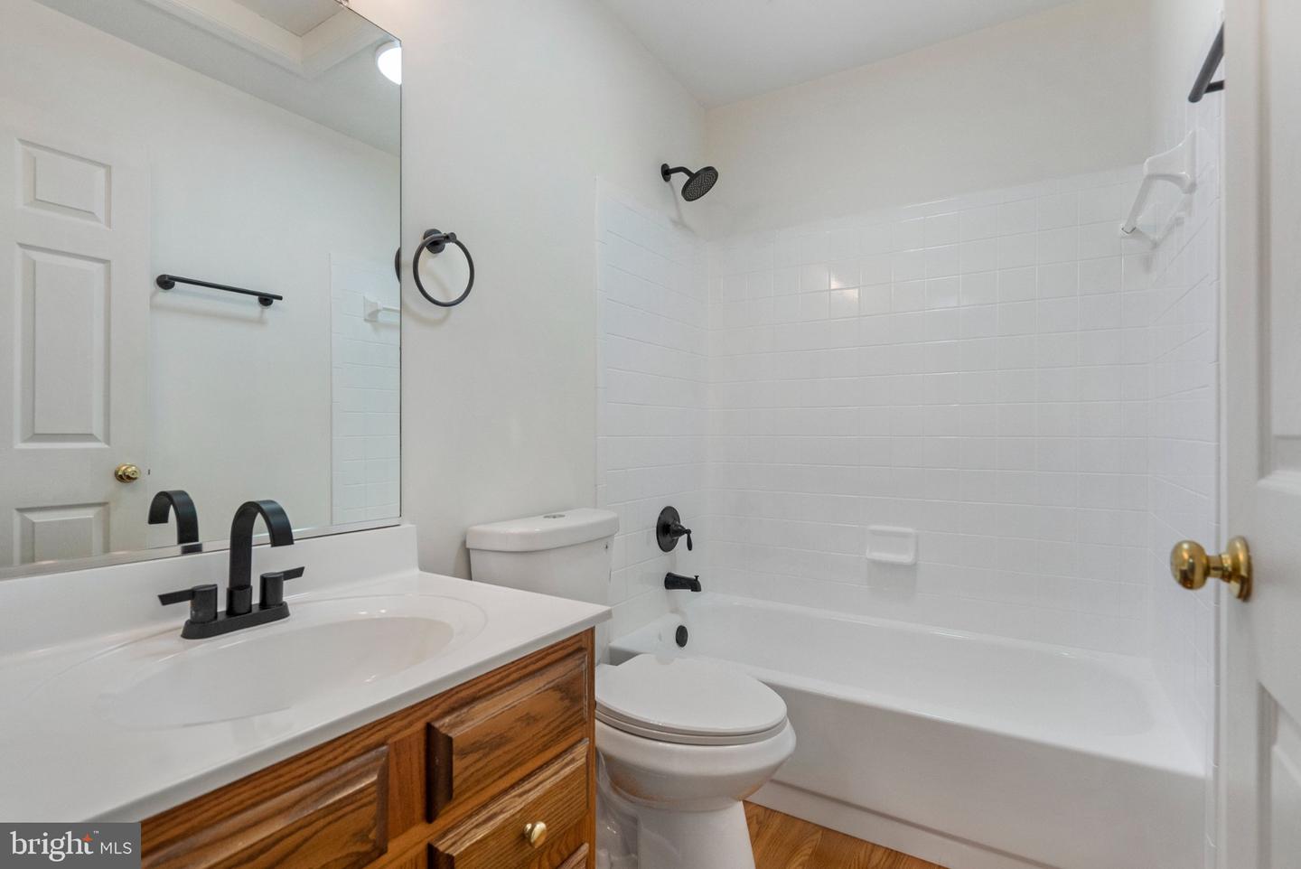 510 Hollyberry Way Property Photo 23