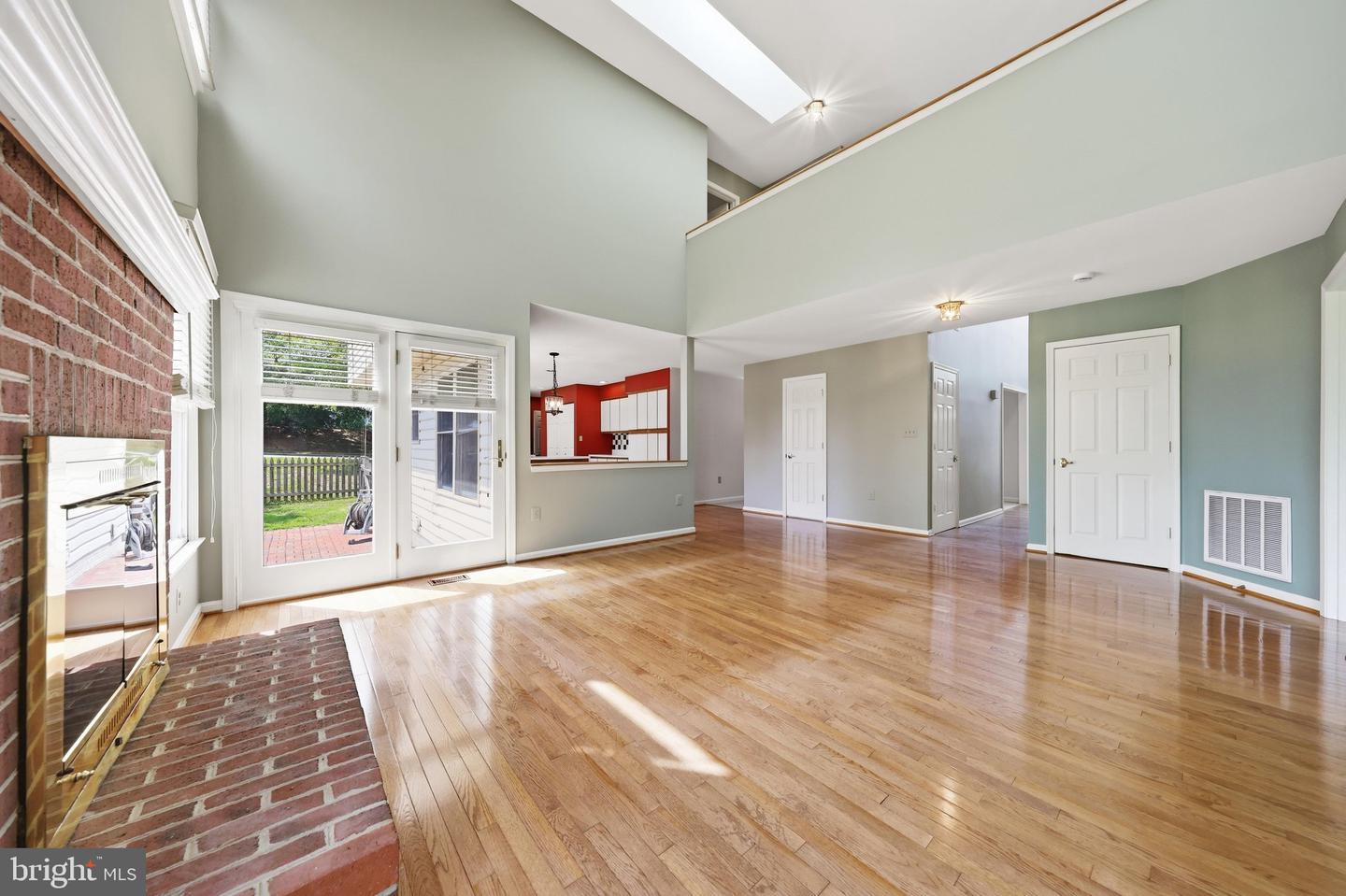6101 Fieldcrest Dr Property Photo 18