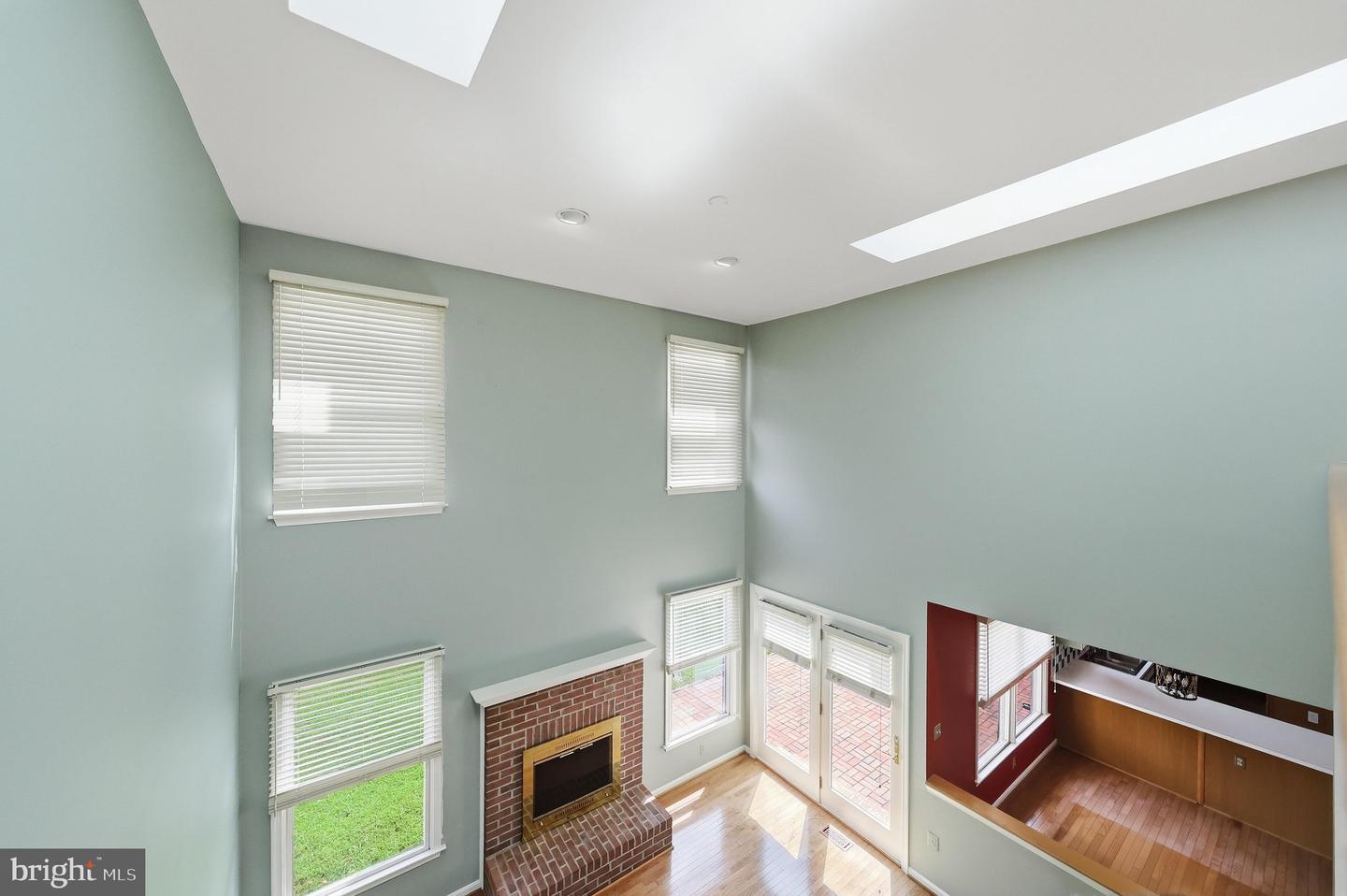 6101 Fieldcrest Dr Property Photo 22