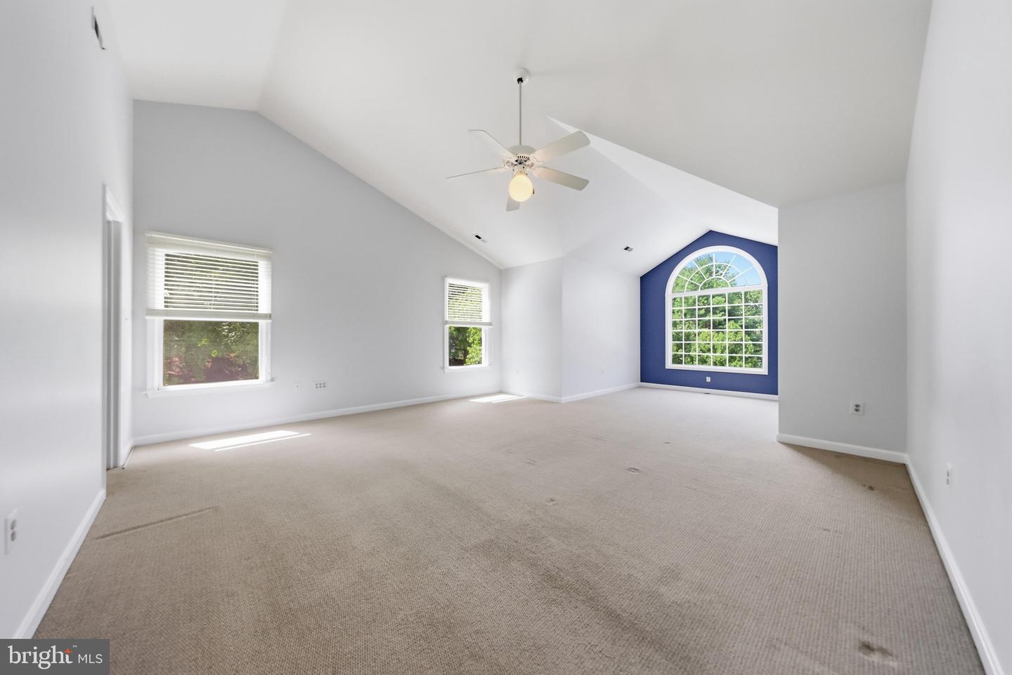 6101 Fieldcrest Dr Property Photo 23