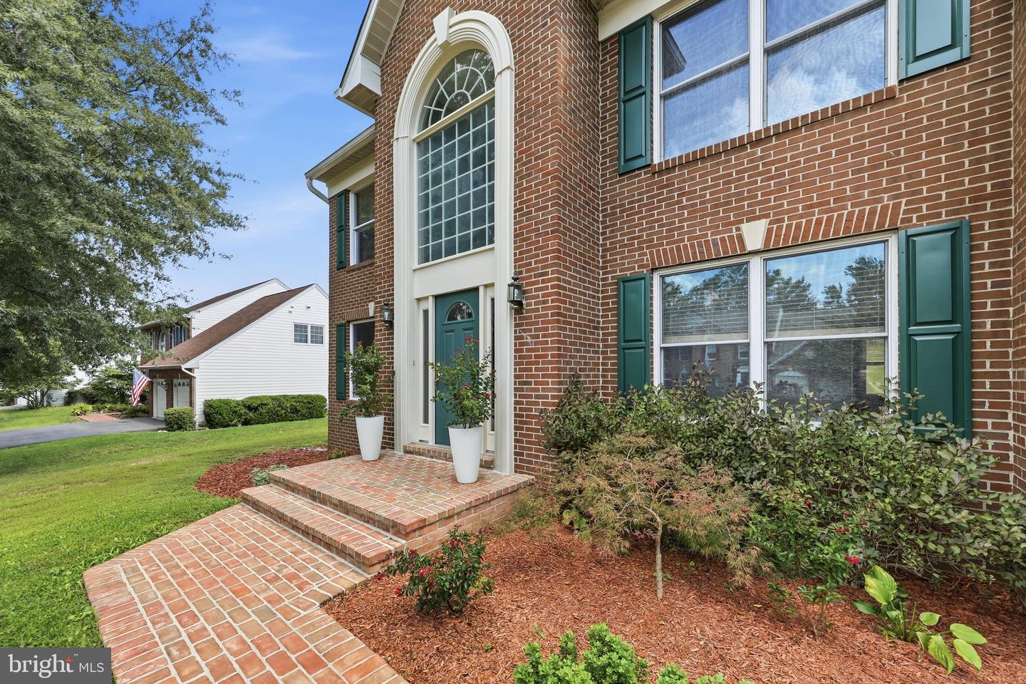 6101 Fieldcrest Dr Property Photo 42