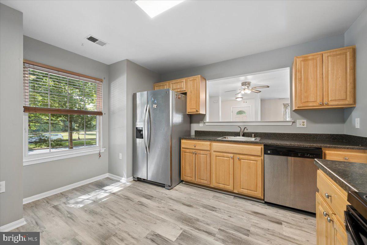 2611 Warren Way #4 1 Property Photo 16