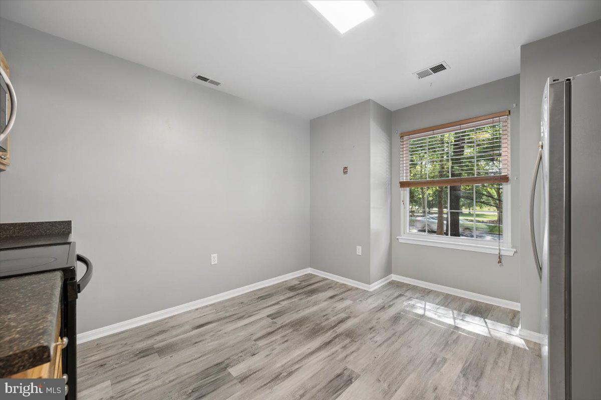 2611 Warren Way #4 1 Property Photo 21