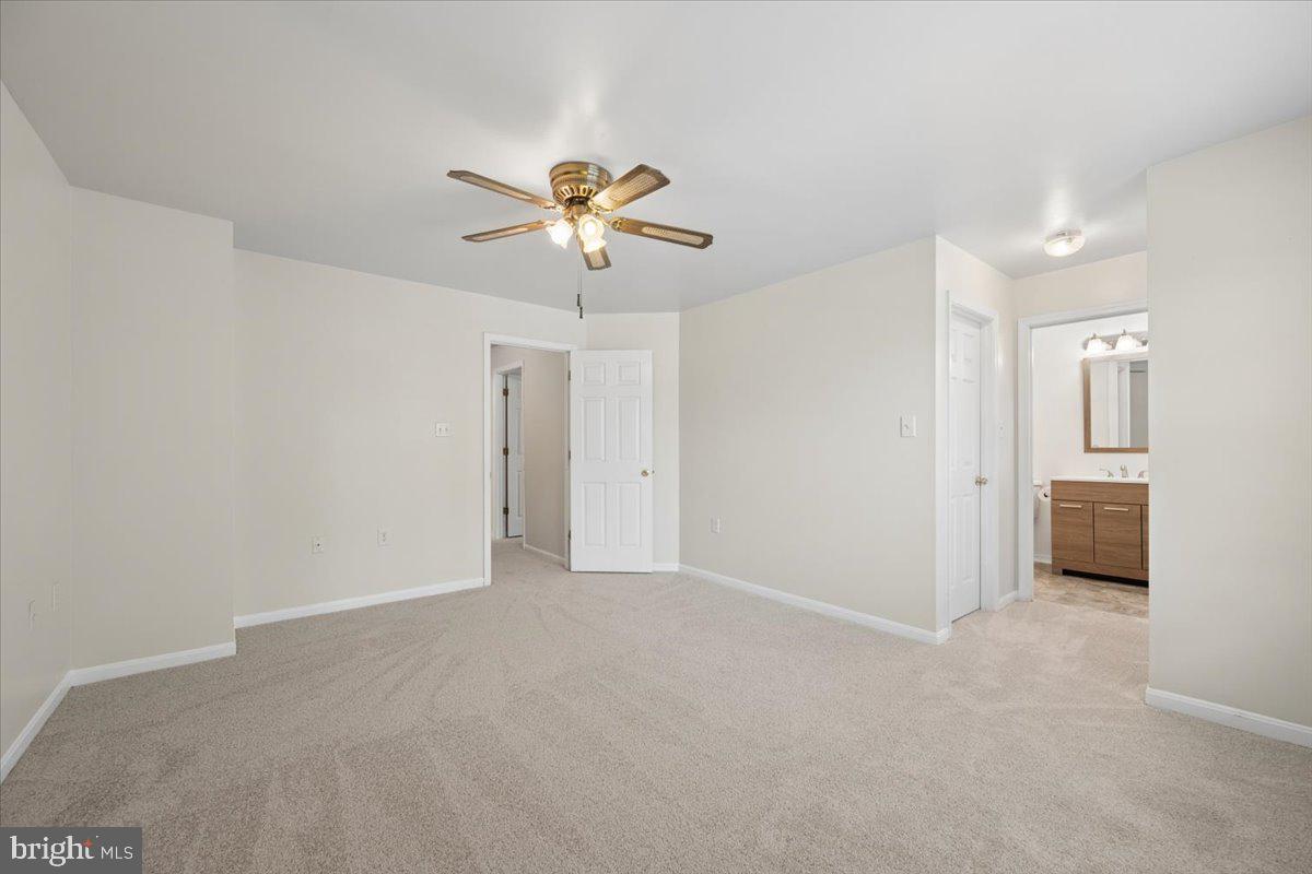 2611 Warren Way #4 1 Property Photo 34