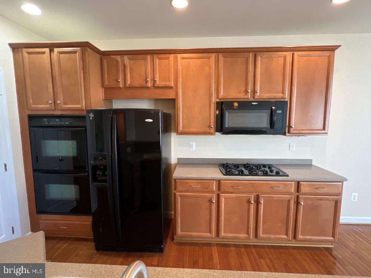 3922 Shawfield Ln Property Photo 7
