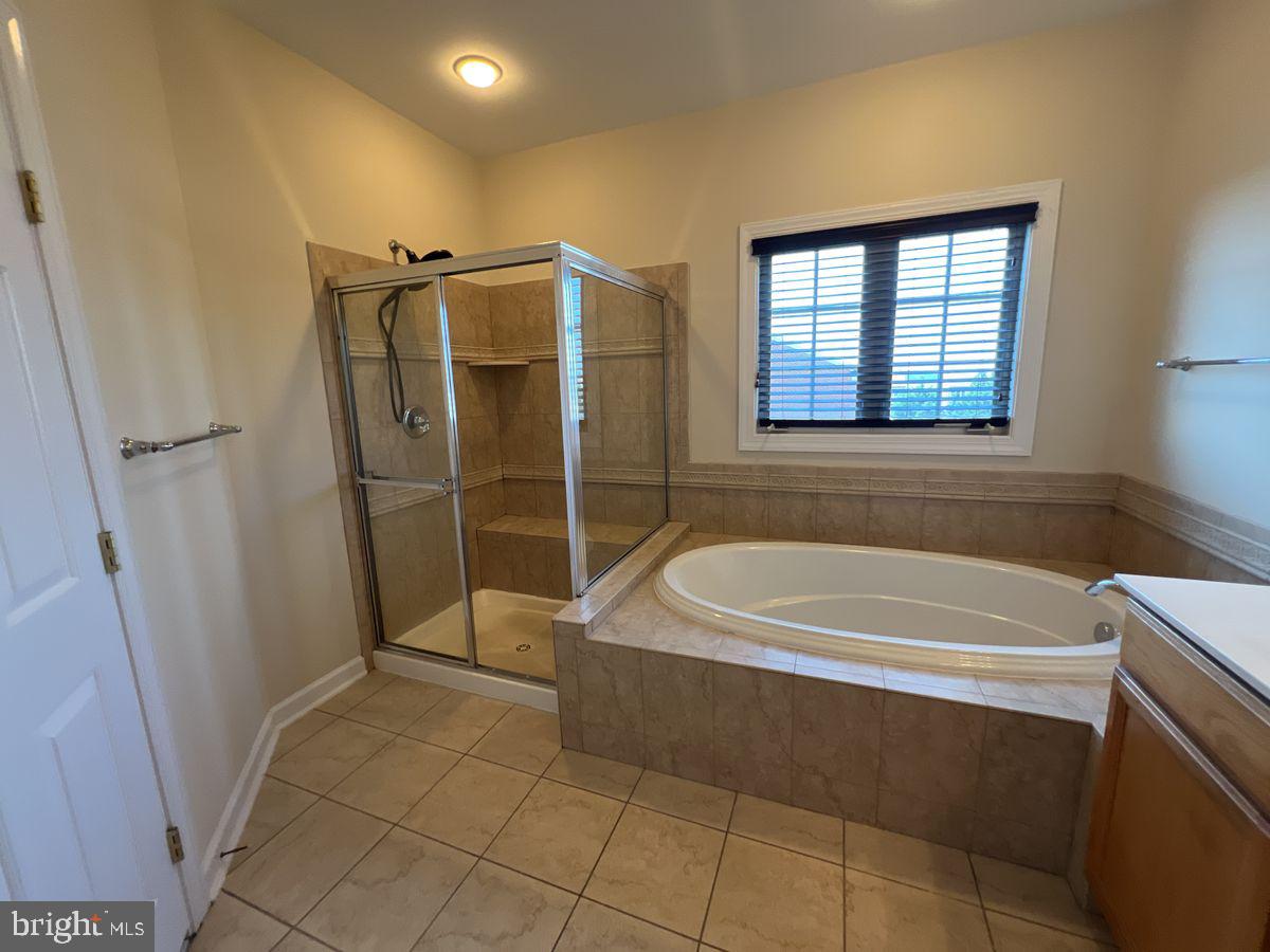 3922 Shawfield Ln Property Photo 19
