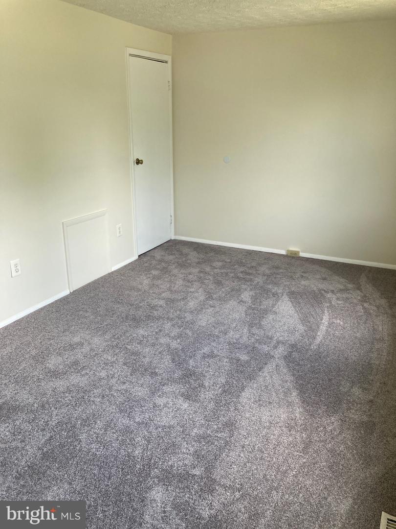 6632 Pebble Ct Property Photo 23