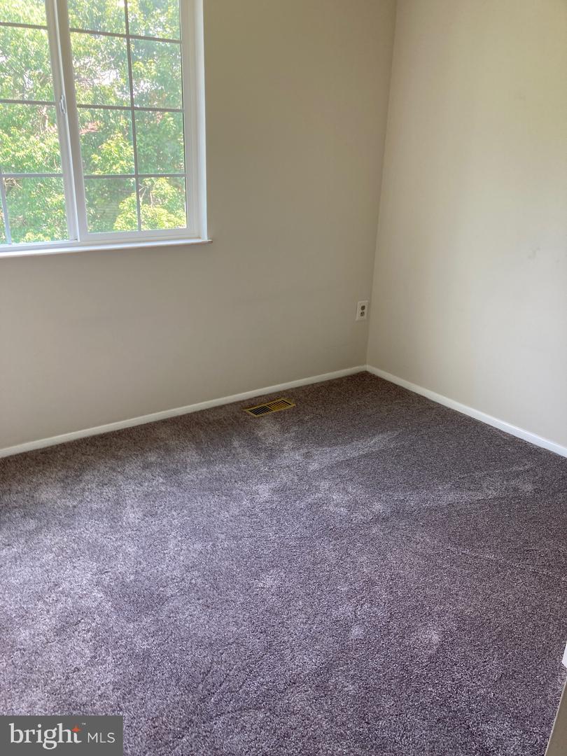 6632 Pebble Ct Property Photo 25