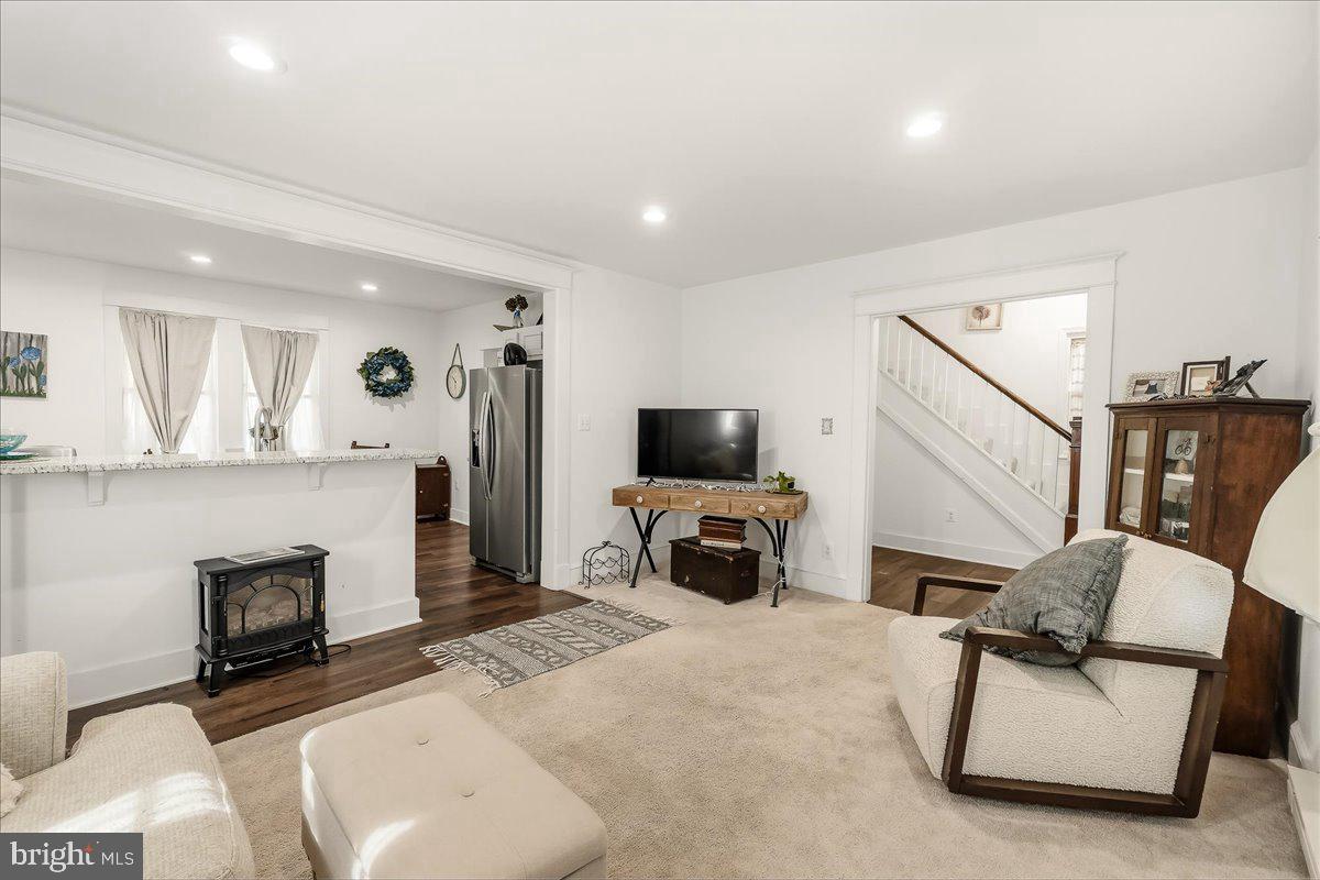 614 Brunswick St Property Photo 6