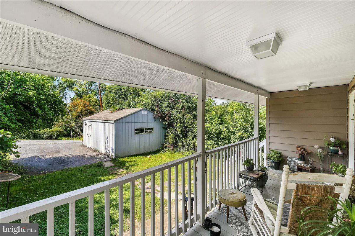 614 Brunswick St Property Photo 29
