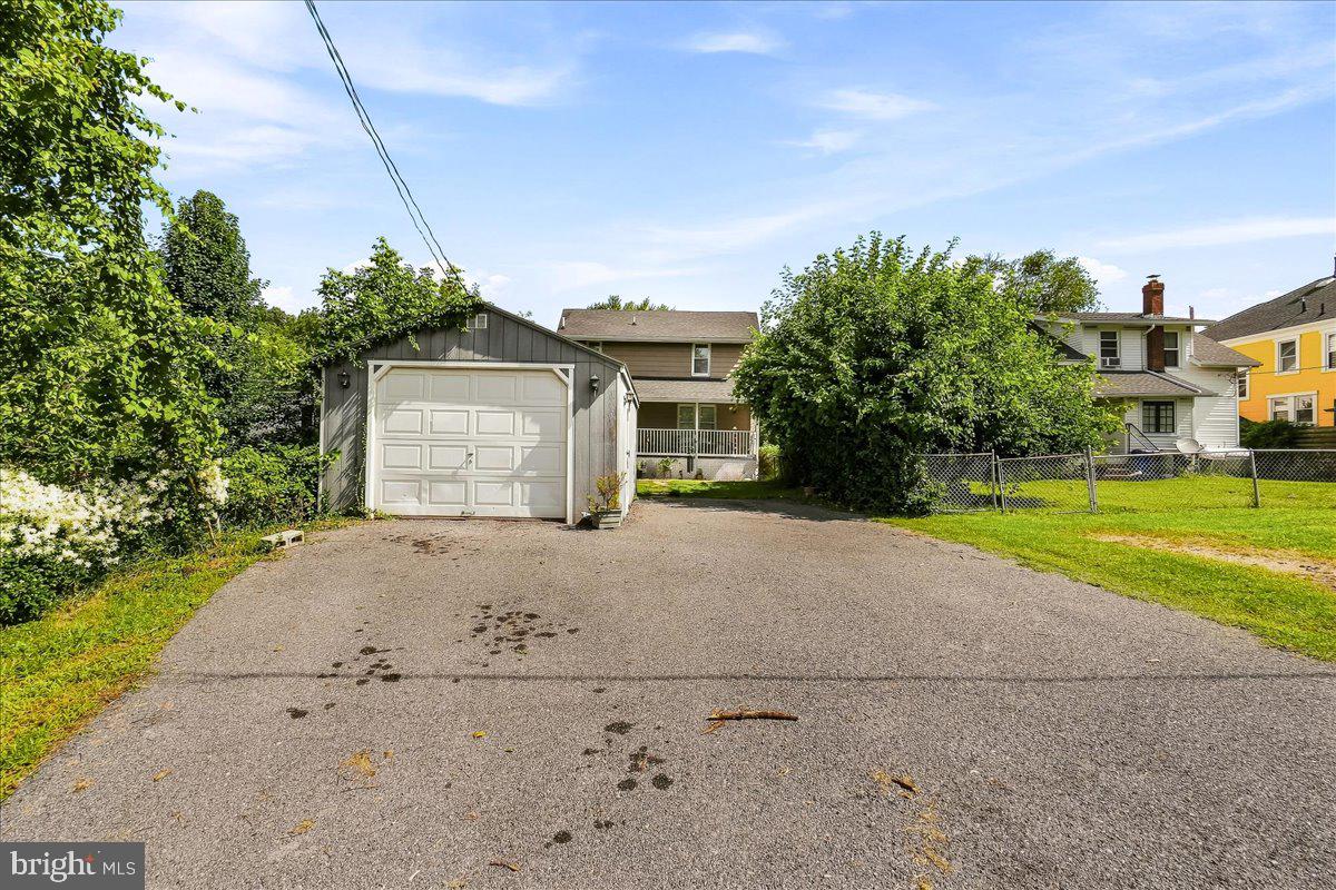 614 Brunswick St Property Photo 30