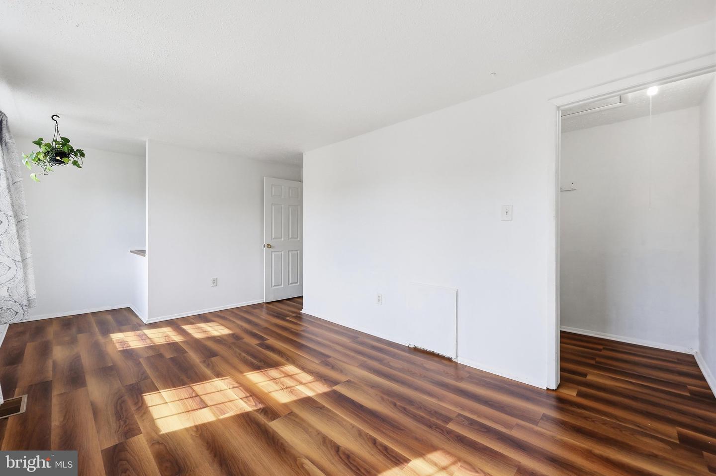 1747 Hillmeade Sq Property Photo 24