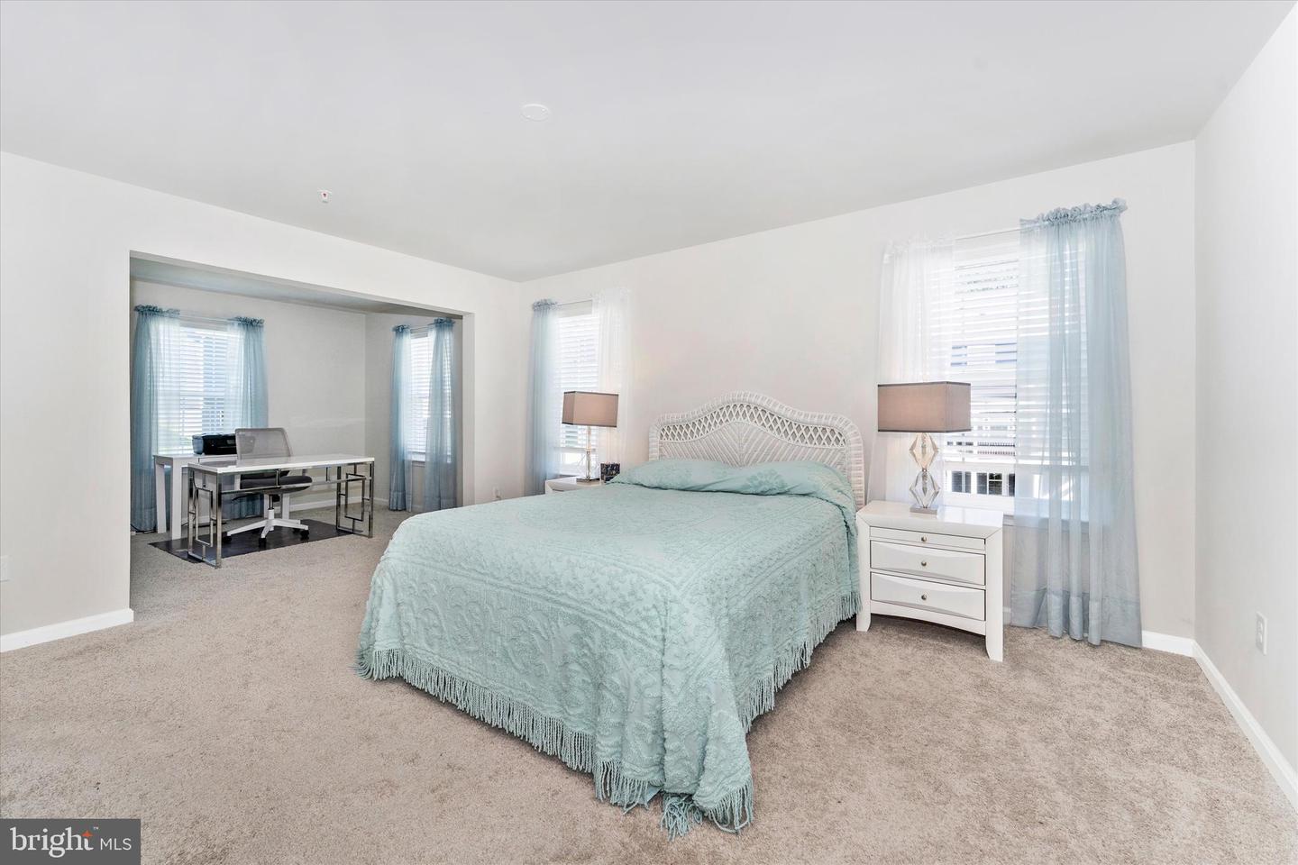 5774 Guilford Garden Ter Property Photo 31