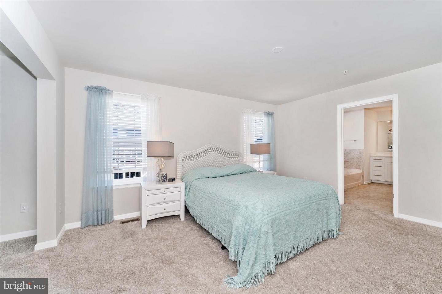 5774 Guilford Garden Ter Property Photo 33