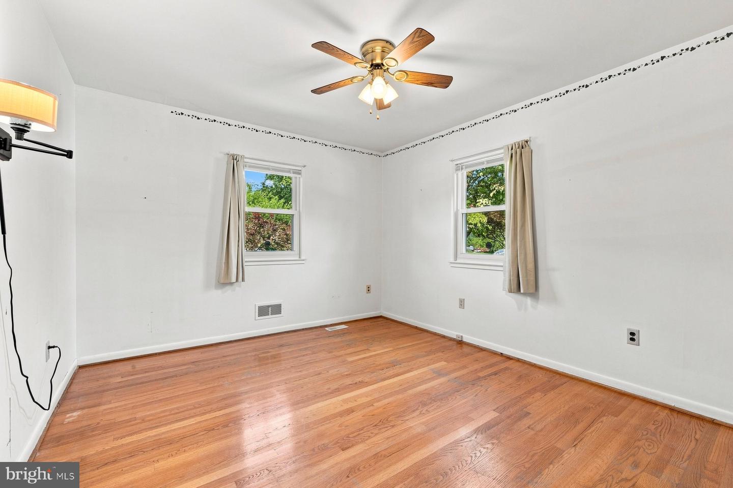 802 Young Pl Property Photo 21
