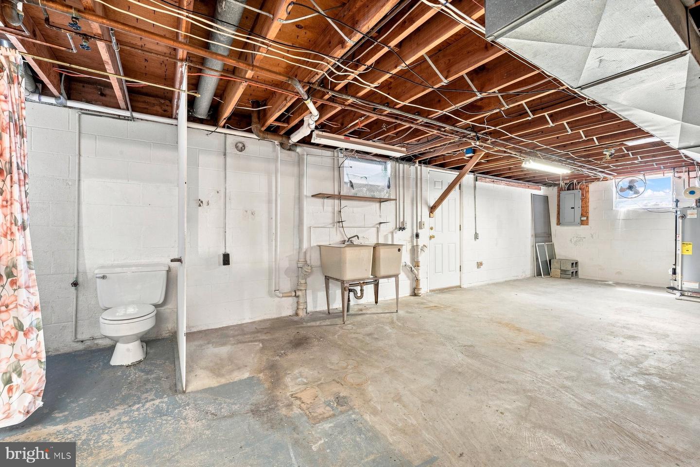 802 Young Pl Property Photo 28