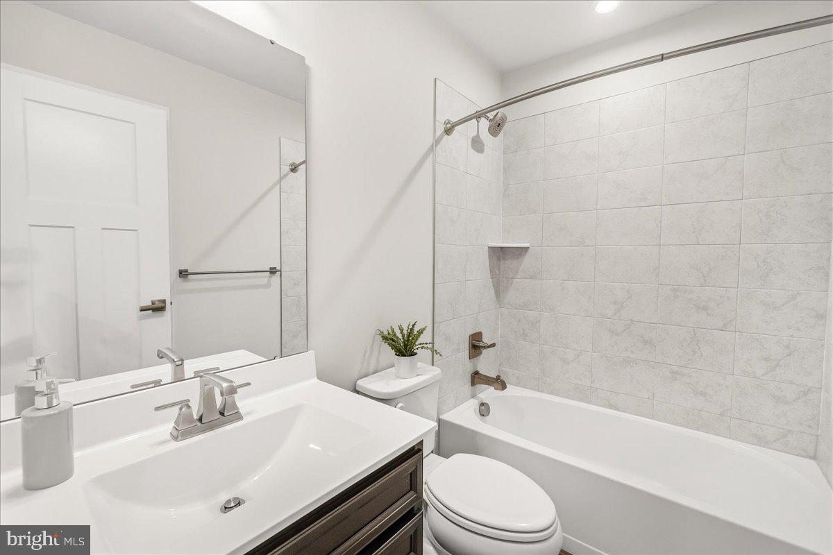 1403 Wilmer Park Ln Property Photo 22